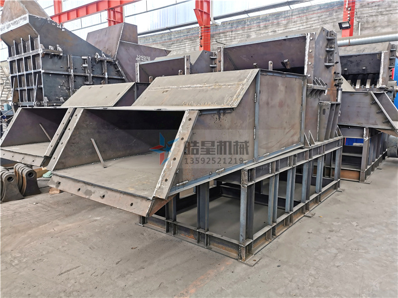 1600型廢鋁破碎機(jī)、鋁型材